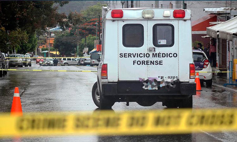 Investigan triple feminicidio en Oaxaca: asesinan a una mujer y a sus dos hijas en su domicilio