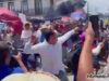 Grupo de choque agrede a periodistas y trabajadores afuera de evento de AMLO en Veracruz