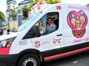 Entrega alcalde Rafa Fararoni ambulancia de traslados para el Sistema DIF Municipal